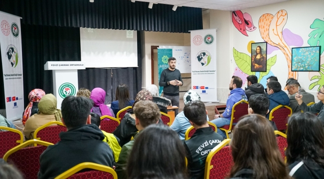 MERAM BELEDİYESİ SIFIR ATIK EĞİTİMLERİYLE GELECEĞE YATIRIM YAPIYOR 