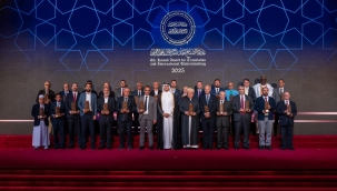 NEÜ'lü Akademisyen Mehmet Ali Kılınç'a Katar'da Uluslararası Çeviri Ödülü 