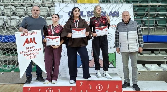 Şehit Selçuk Özer Anadolu Lisesi'nden Tarihi Başarı 