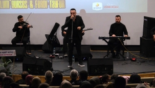 USTALARA SAYGI VE ANMA GECESİNE YOĞUN İLGİ 