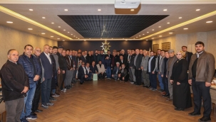 AK Parti Konya İl Başkanlığı'nda Gönül Sofrası Kuruldu 