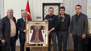 AKİNDER'DEN KAYMAKAM YİĞİT'E ZİYARET 