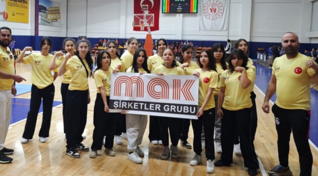 AKŞEHİR ATATÜRK ORTAOKULU'NDAN TARİHİ BİLEK GÜREŞİ BAŞARISI 