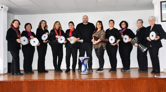 Akşehir'de Darbuka Kursuna Yoğun İlgi: 40 Kursiyerle Eğitim Sürüyor 