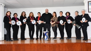 Akşehir'de Darbuka Kursuna Yoğun İlgi: 40 Kursiyerle Eğitim Sürüyor 