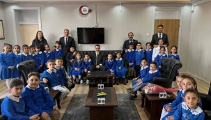 ATATÜRK İLKOKULU ÖĞRENCİLERİNDEN KAYMAKAM TAŞAVLI'YA ZİYARET 