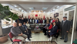 Çalınmadık kapı, sıkılmadık el bırakmayacağız. 