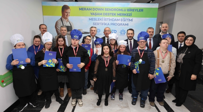 DOSD Meram'da Gurur Günü; MESLEKİ İSTİHDAM EĞİTİMİ İLK MEZUNLARINI VERDİ 