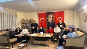 EĞİTİM-İŞ AKŞEHİR OKUMA GRUBU: "ERGUVAN KAPISI" ÜZERİNE BİR HAKİKAT YOLCULUĞU 