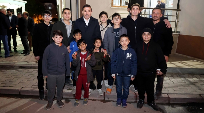 HASAN KILCA İFTAR VE TERAVİH PROGRAMLARINDA VATANDAŞLARLA BİR ARAYA GELDİ 