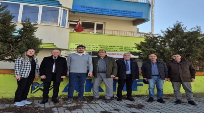 İYİ PARTİ İLÇE TEŞKİLATINDAN AKTİF ÖZEL EĞİTİM VE REHABİLİTASYON MERKEZİNE ZİYARET 