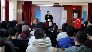 KARATAYLI ÖĞRENCİLER KARİYER GÜNLERİNDE GELECEKLERİNİ KEŞFEDİYOR 