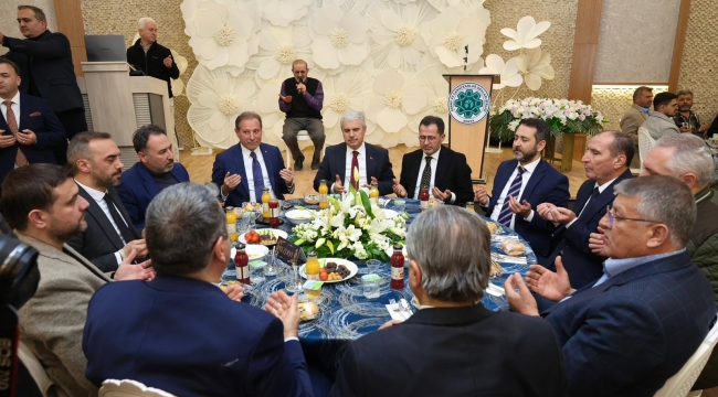 KONESOB İftarında Konya Protokolü ve Oda Başkanları Bir Araya Geldi 