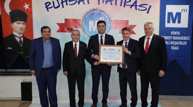 MEHMET OKCU,SMMM RUHSATINI ALDI 