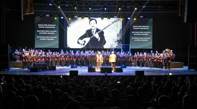 NEŞET ERTAŞ TÜRKÜLERİ SELÇUKLU'DA YANKILANDI 