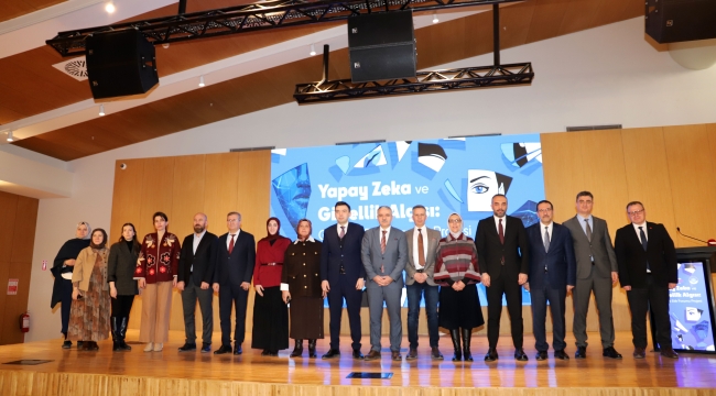 NEÜ'de Dijital Çağda Yapay Zekâ ve Güzellik Algısı Masaya Yatırıldı 