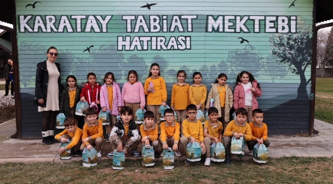 ÖĞRENCİLER TABİATIN İÇİNDE HEM ÖĞRENİYOR HEM EĞLENİYOR 