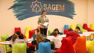 SAGEM'DEN AİLELERE VE ÇOCUKLARA "TEKNOLOJİ BAĞIMLILIĞI İLE MÜCADELE" SEMİNERİ 