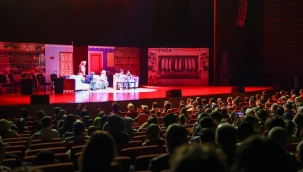 SELÇUKLU BELEDİYESİ SANAT AKADEMİSİ ÇOCUK TİYATRO TOPLULUĞU'NDAN EĞLENCE DOLU TİYATRO GÖSTERİSİ 