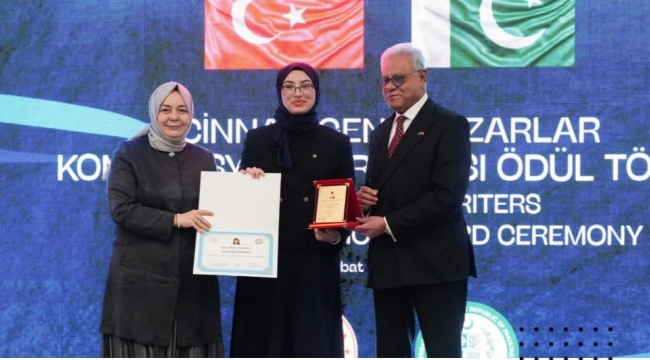 YUNAKLI ÖĞRENCİDEN TÜRKİYE BİRİNCİLİĞİ 