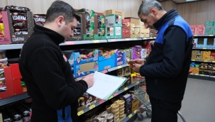 AKŞEHİR BELEDİYESİ ZABITA EKİPLERİNDEN ZİNCİR MARKETLERE DENETİM 
