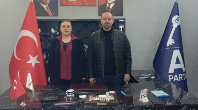 Anahtar Parti Akşehir Kadın Kolları Başkanlığı'na Serpil Özçelik Atandı