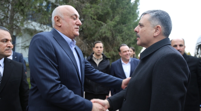 BAKAN ÇİFTÇİ, TÜRKİYE'NİN ÜRETEN GÜCÜ ÇUMRA ŞEKER FABRİKASI'NI ZİYARET ETTİ 