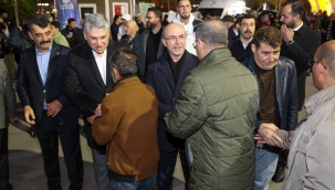 BAŞKAN PEKYATIRMACI KADİR GECESİ'NDE VATANDAŞLARLA SELÇUKLU MERKEZ CAMİİ'NDE BULUŞTU