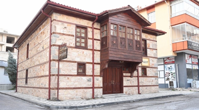 EMEKLİLER LOKALİ YENİ YERİNDE HİZMET VERMEYE BAŞLADI 