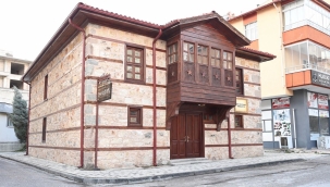 EMEKLİLER LOKALİ YENİ YERİNDE HİZMET VERMEYE BAŞLADI 