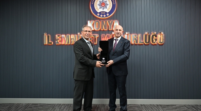 Emniyette Duygusal Veda: Nail Sevgican 34 Yıllık Hizmetin Ardından Emekli Oldu 