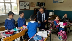 İŞCAN'DAN İKİ MAHALLE OKULUNA ZİYARET 