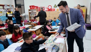 KARATAY BELEDİYESİ'NDEN 30 MART ULUSLARARASI SIFIR ATIK GÜNÜ'NDE ÖĞRENCİLERE KİTAP SETİ HEDİYESİ 