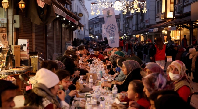 KARATAY'DA BİNLERCE KİŞİLİK KARDEŞLİK SOFRASI 