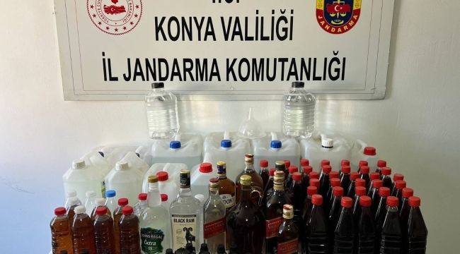 Konya'da Kaçak İçki Operasyonu: Litrelerce Sahte Alkol Ele Geçirildi! 