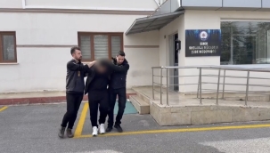 Konya'da Siber Polisten Kaçamadı: 26 Yıl Cezası Bulunan Dolandırıcı Yakalandı! 