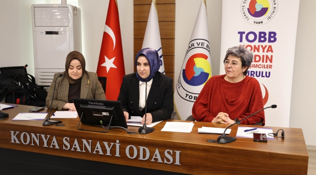 KSO'DA KADIN GİRİŞİMCİLİĞİ KONUŞULDU 