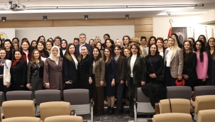 KSO'DA KADIN GİRİŞİMCİLİĞİ KONUŞULDU 