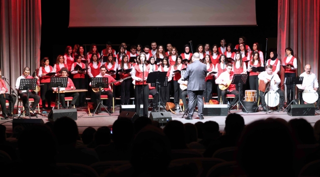 "MEMED" KONSERİYLE ÇANAKKALE RUHU YAŞATILDI 