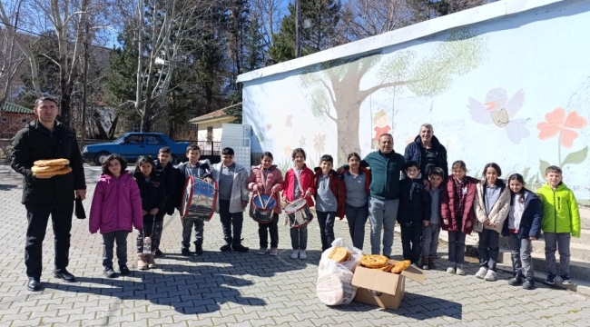 Minik Öğrencilerden Ramazan'da Anlamlı Etkinlik 