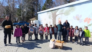 Minik Öğrencilerden Ramazan'da Anlamlı Etkinlik 