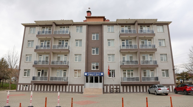 SELÇUKLU BELEDİYESİ UMUT EVİ KANSER HASTALARI VE YAKINLARININ YANINDA 