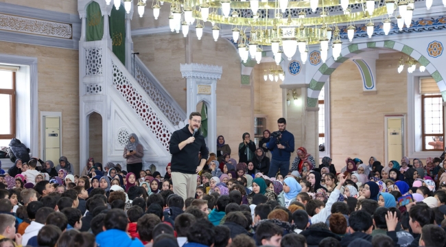 SELÇUKLU'DA SERTAÇ ABİ ÇOCUKLARLA "KARDEŞLİK BULUŞMASI"NDA BİR ARAYA GELDİ 