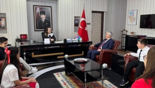 23 NİSAN'DA KAYMAKAMLIK MAKAMI ÇOCUKLARA EMANET EDİLDİ 