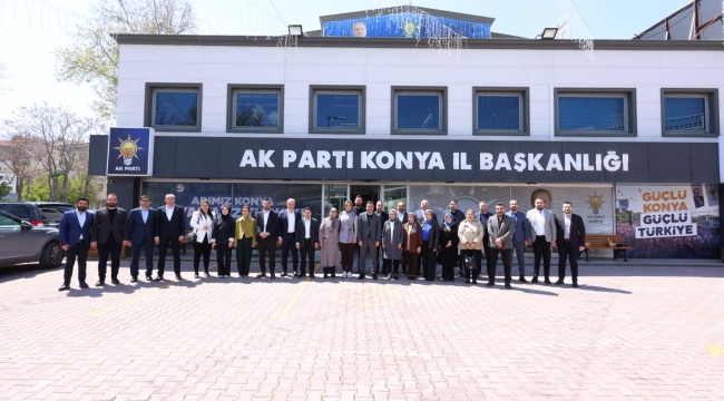 AK Parti Konya Teşkilatı Bozkır'da vatandaşlarla bir araya geldi 