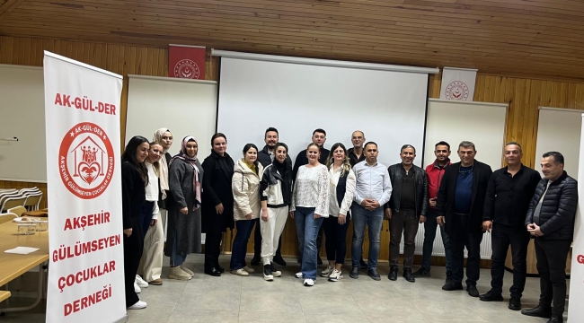 AKŞEHİR'DE GÜLÜMSEYEN ÇOCUKLAR DERNEĞİ İLK GENEL KURULUNU GERÇEKLEŞTİRDİ 