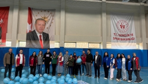 AKŞEHİR'DE OTİZM FARKINDALIK GÜNÜ RENKLİ ETKİNLİKLERLE KUTLANDI 