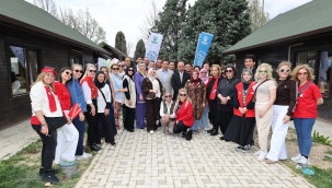 BAŞKAN KILCA ÇOCUKLARIN 23 NİSAN SEVİNCİNE ORTAK OLDU 