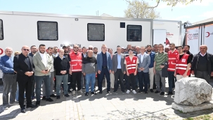 BAŞKAN USTAOĞLU VE ÇALIŞMA ARKADAŞLARI KAN BAĞIŞINDA BULUNDU 