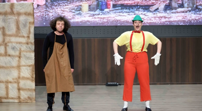 KARATAY'DA ÇOCUKLAR TİYATRODA BULUŞUYOR 